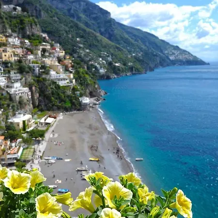 Casa Leonilde 4, Emma *