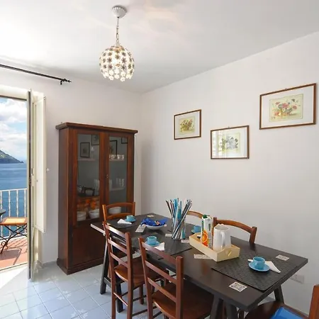 Villa Casa Leonilde 4, Emma