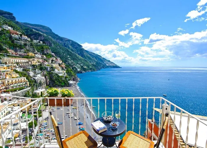 Casa Leonilde 4, Emma